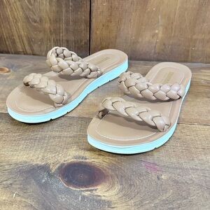 CUSHIONEAIRE SUMMER SANDALS
